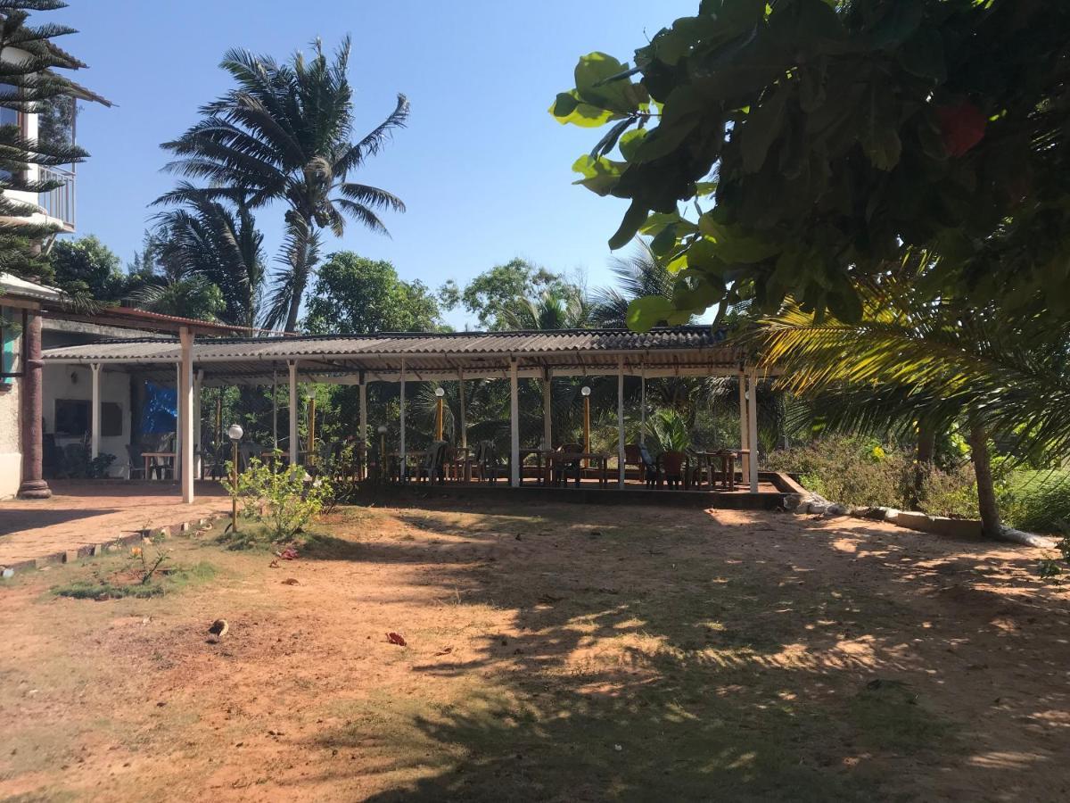 Mermaid Beach Resorts Vengurla Exterior foto