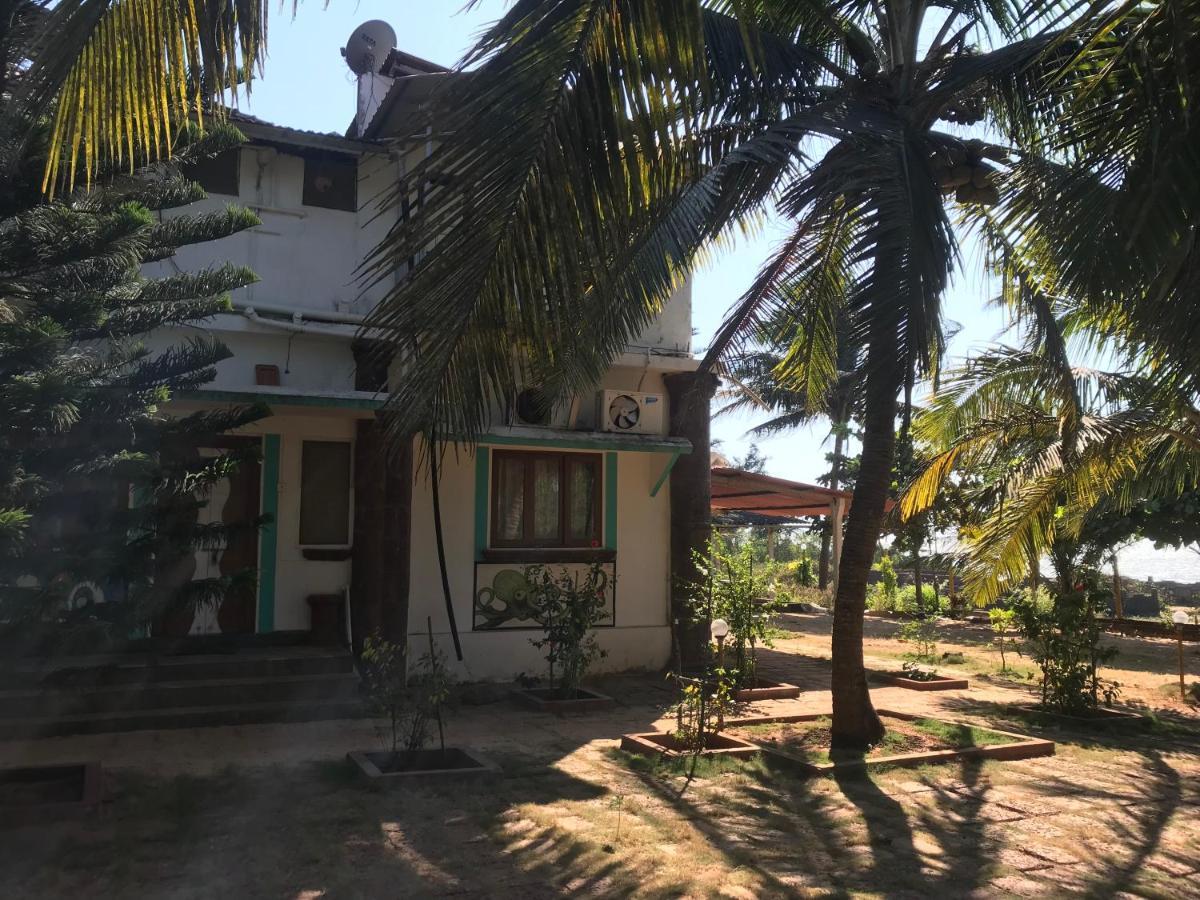 Mermaid Beach Resorts Vengurla Exterior foto